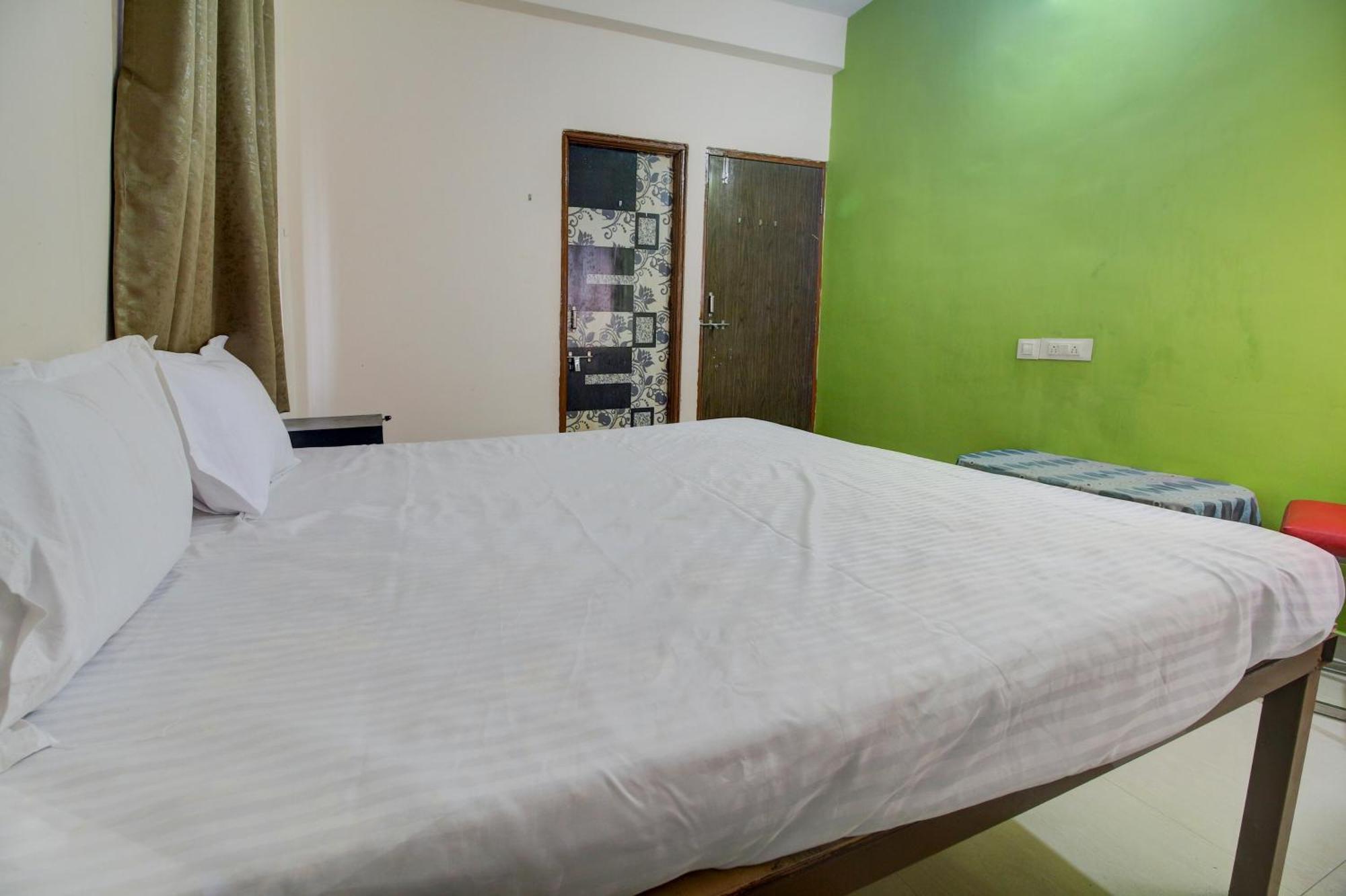 Hotel O Elite Inn Koradi Bagian luar foto